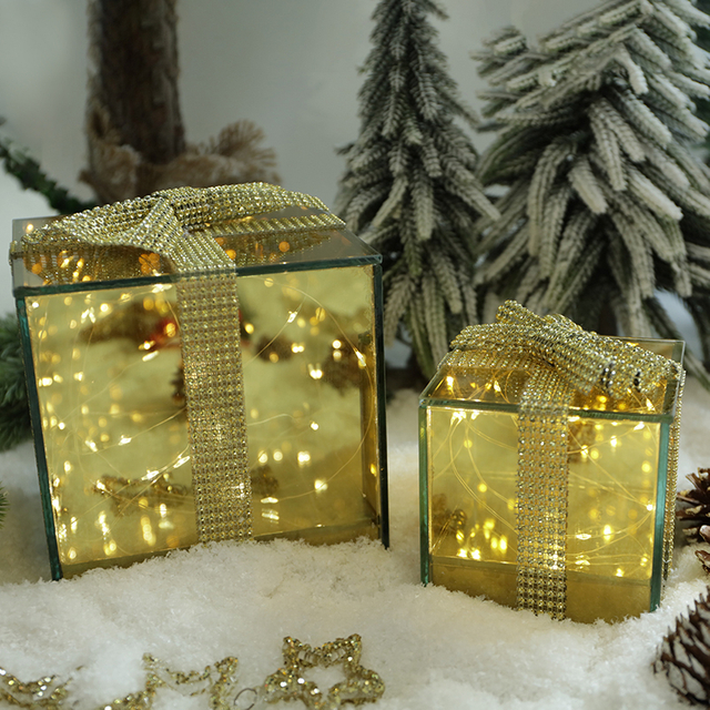 Glass gife box with led lights, glass decoration with LED lights, glass toy KML81007